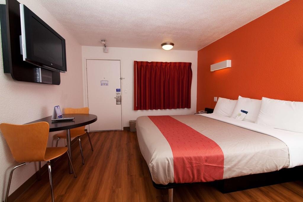 Motel 6-Bremerton, Wa Екстериор снимка
